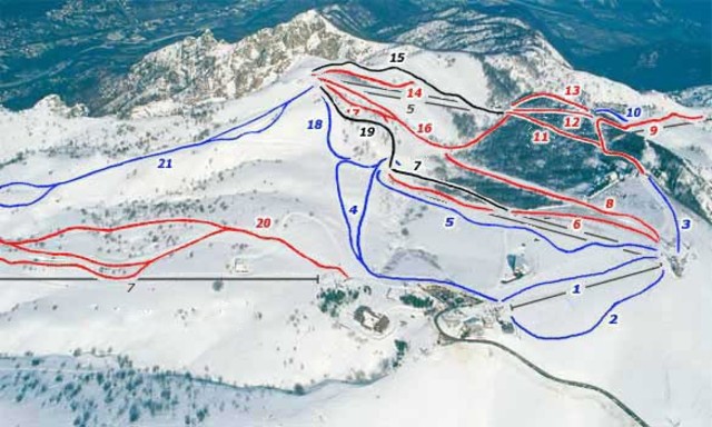 Mottarone Slalombacke VB Skidort Italien